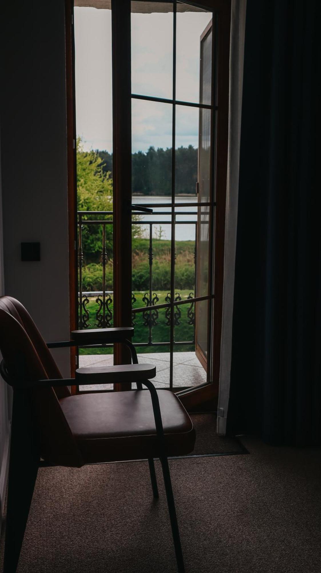Bobritsa Dacha Hotel Buitenkant foto