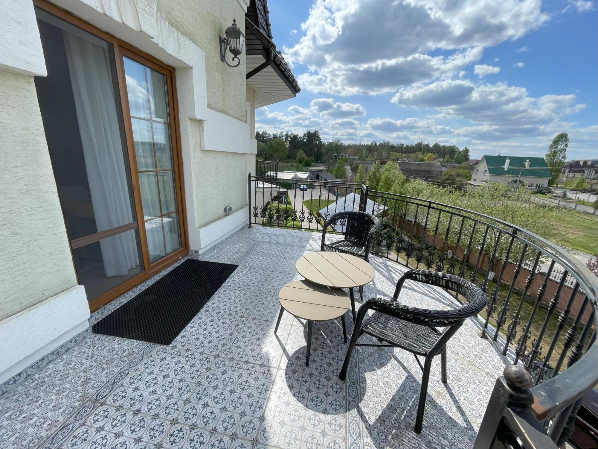 Bobritsa Dacha Hotel Buitenkant foto