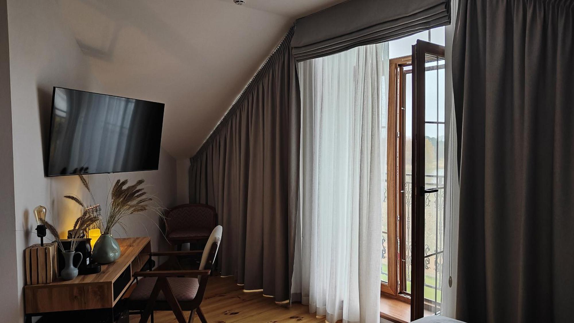 Bobritsa Dacha Hotel Buitenkant foto