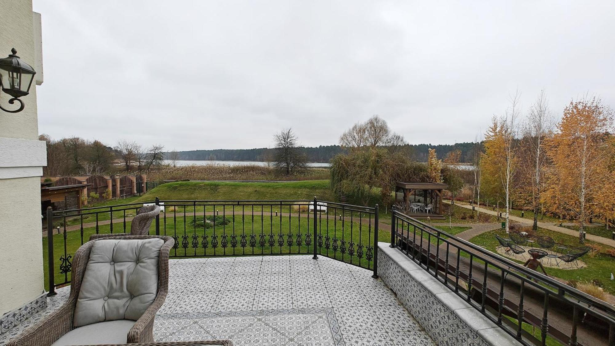 Bobritsa Dacha Hotel Buitenkant foto