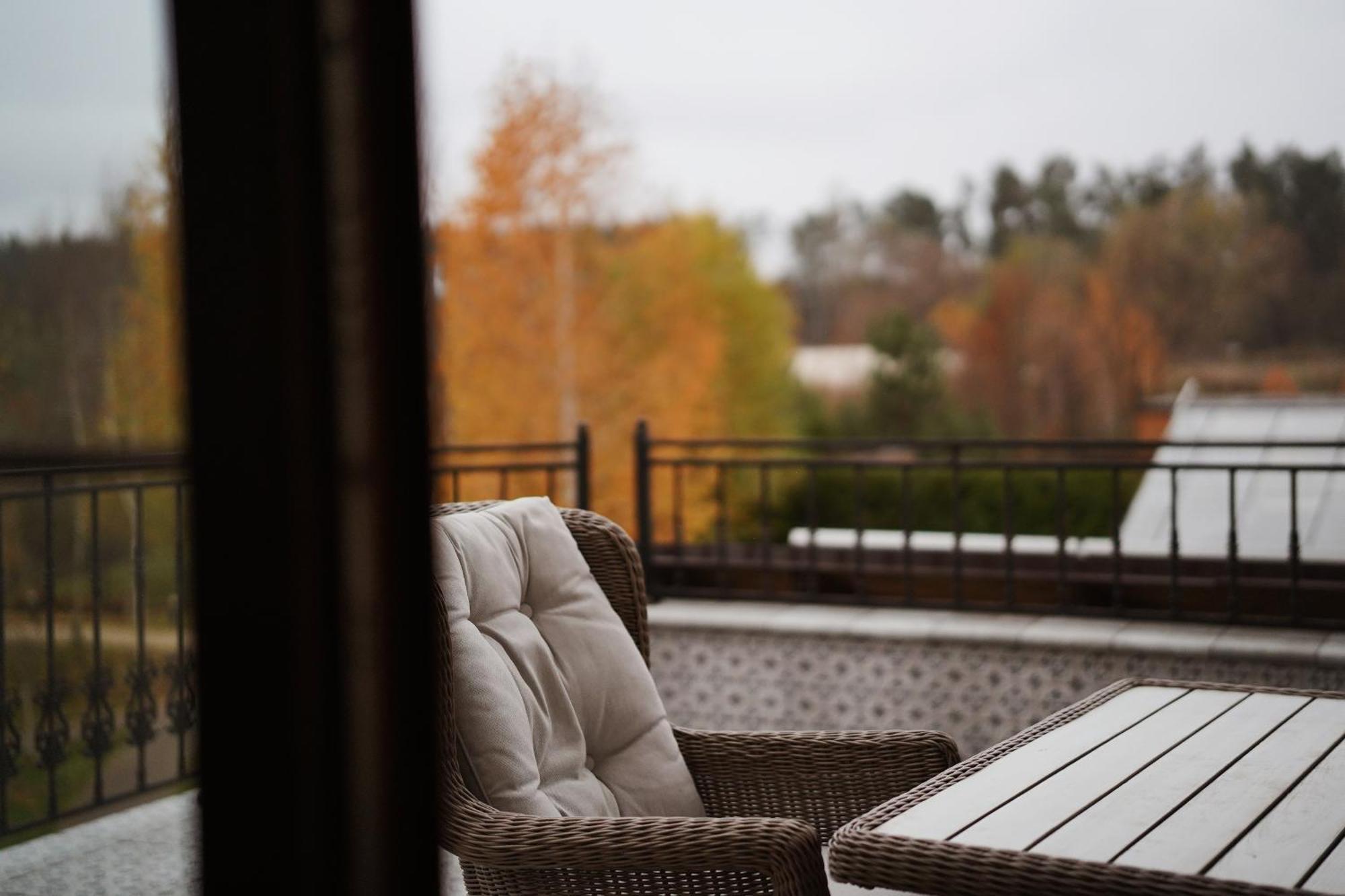 Bobritsa Dacha Hotel Buitenkant foto