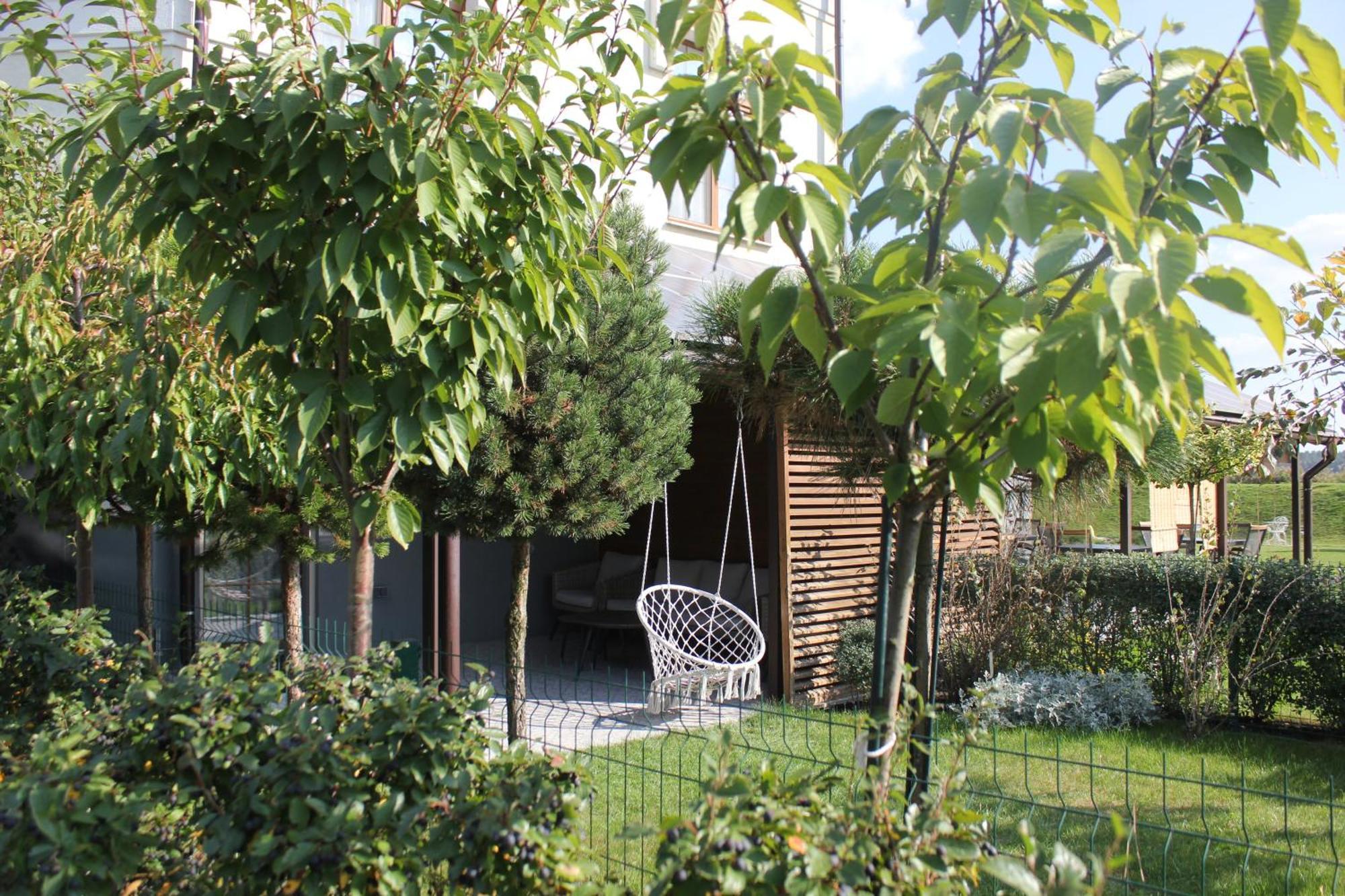 Bobritsa Dacha Hotel Buitenkant foto